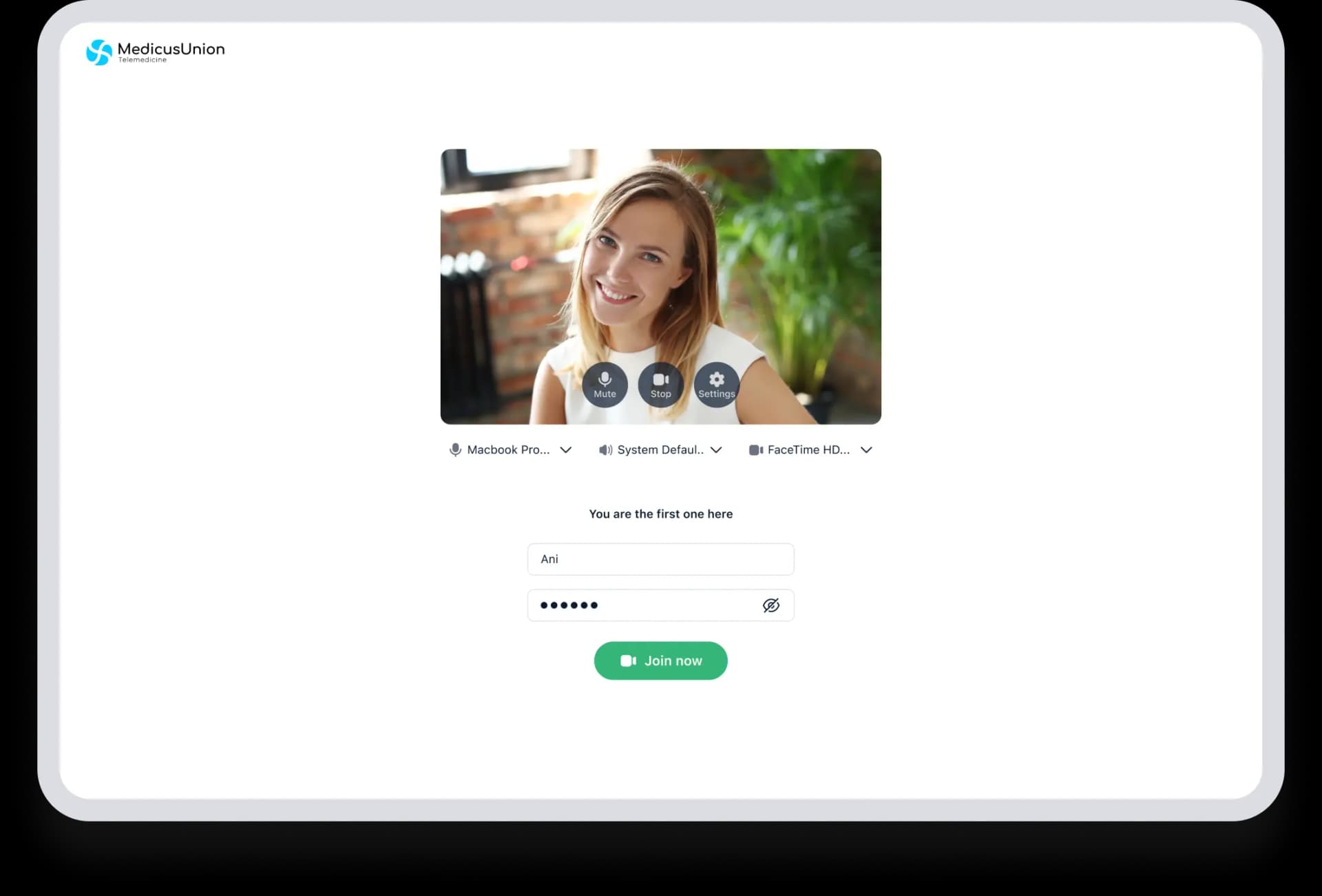 MedicusUnion Conferencing-Tool allows easy video calls with no extra logins.